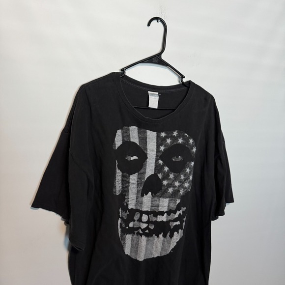 Misfits Shirt Mens 2XL XXL Black Fiend Skull Punk Rock American Flag USA Y2K - Picture 2 of 8